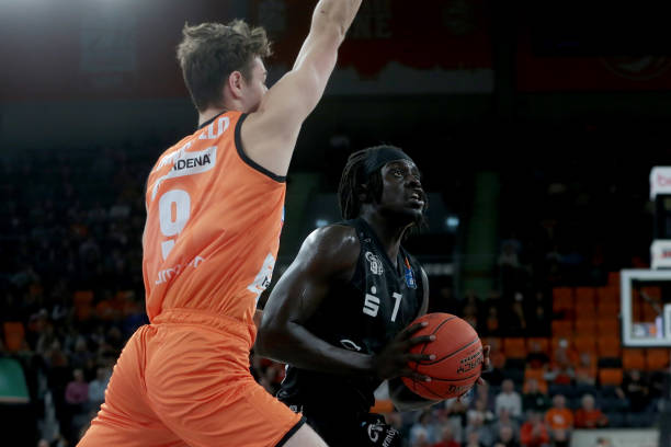 严重影响了 严重影响了